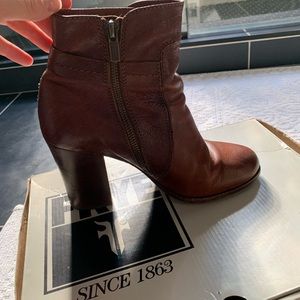 frye parker bootie